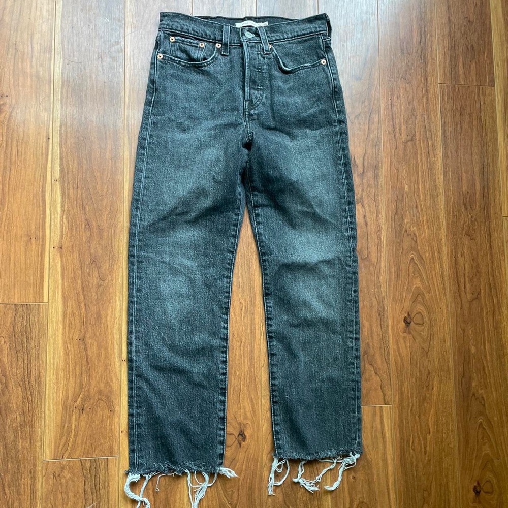 Men's Black Distressed Jeans